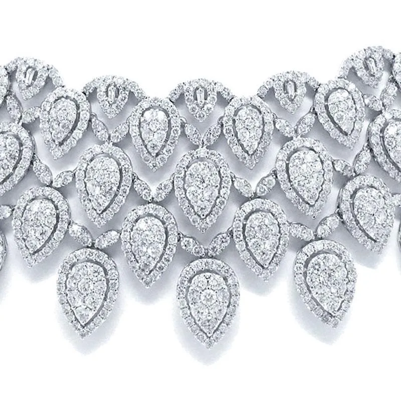 18k Classy White Gold Diamond Necklace - 34.65ct V0099