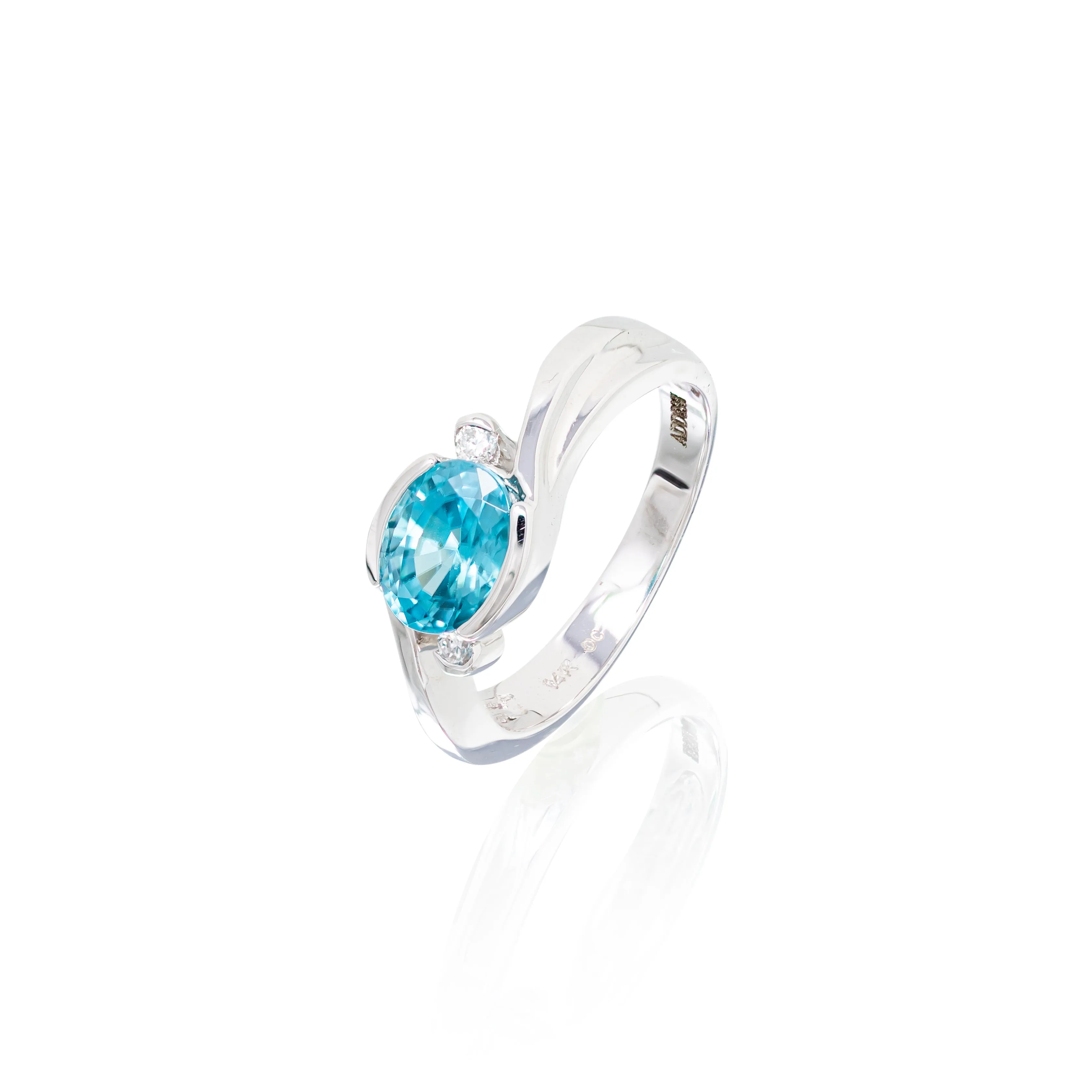 BLUE TOPAZ WITH DIAMONDS,