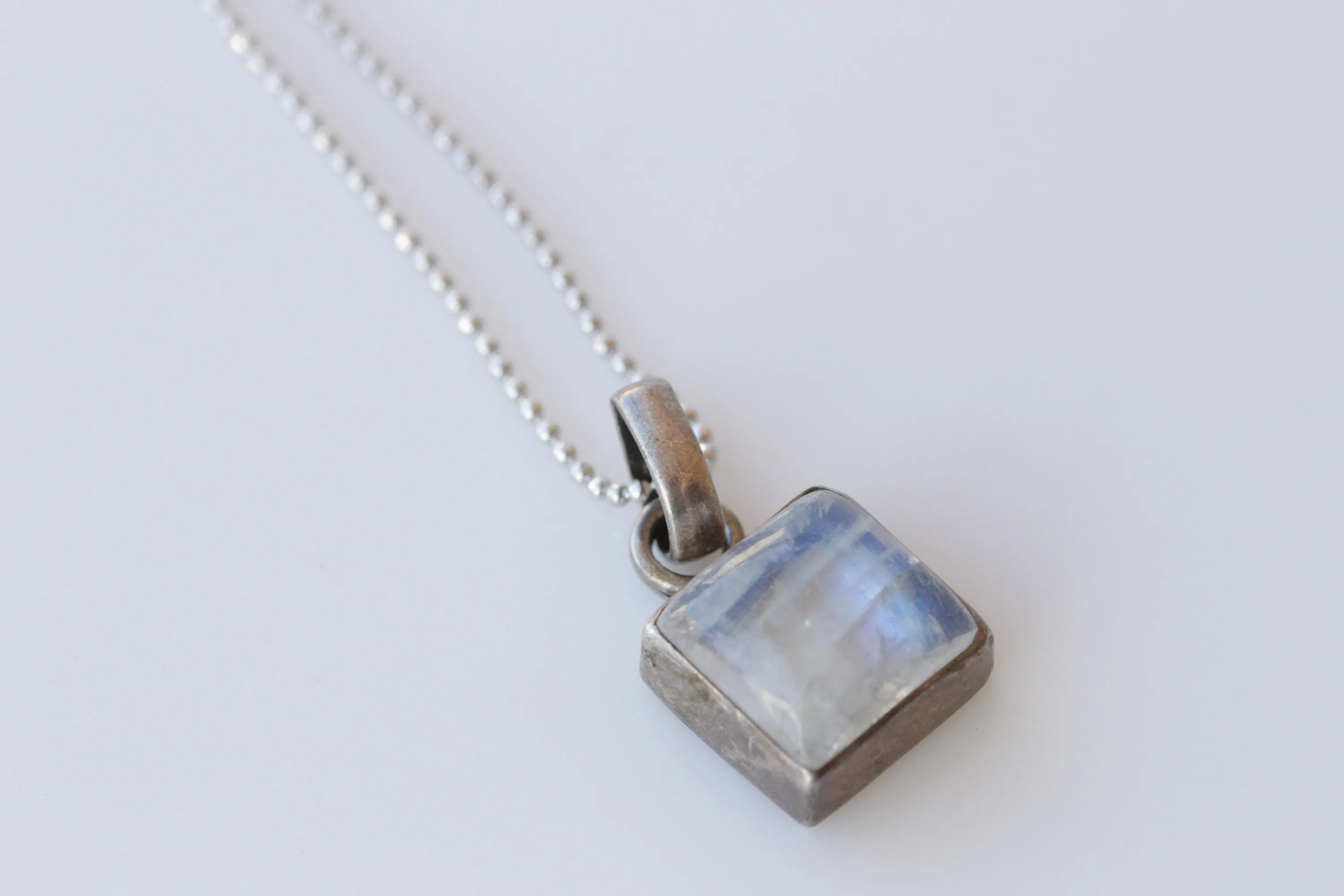 MOONSTONE SILVER Necklace